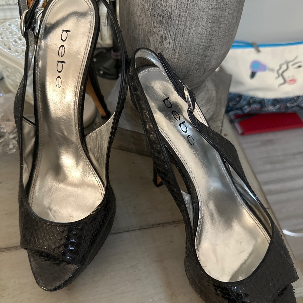 Platform shoes